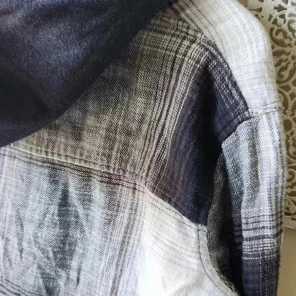 American Eagle Outfitters Hooded Button down Flannel Shirt black white - Picture 11 of 11